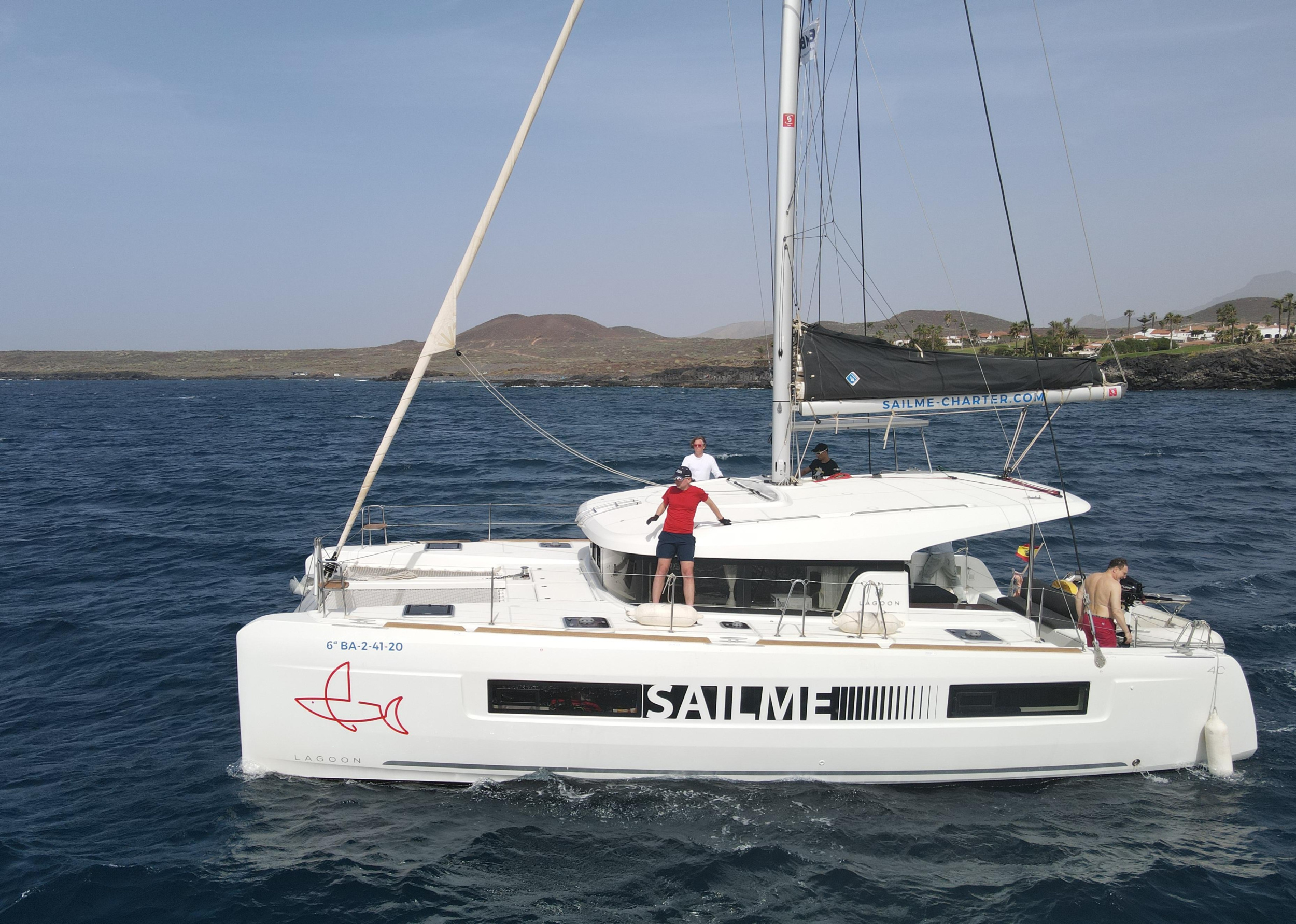 Photo #6 - Lagoon 40 (Eskimo) in Talamanca - 11265