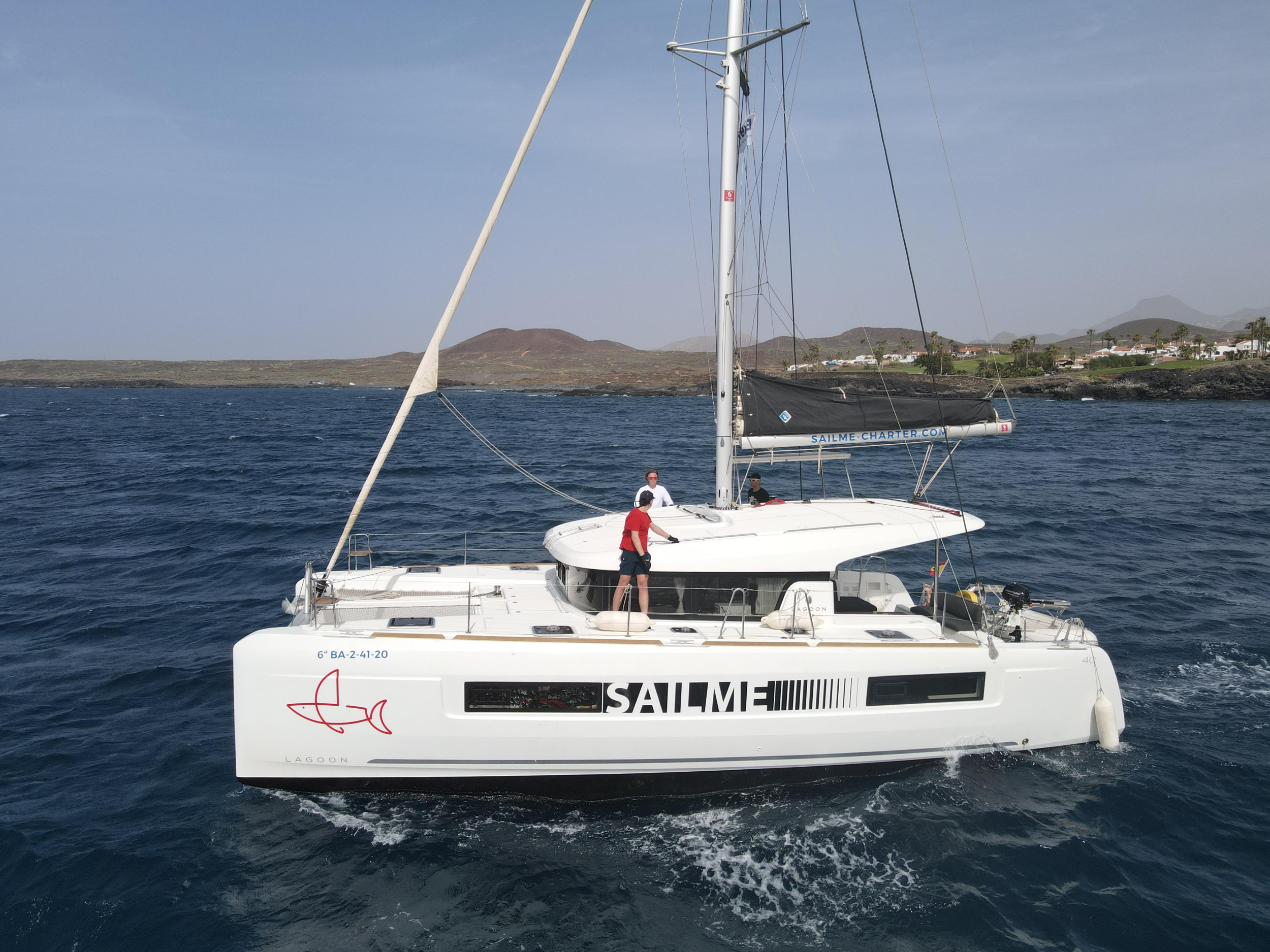 Photo #7 - Lagoon 40 (Eskimo) in Talamanca - 11265