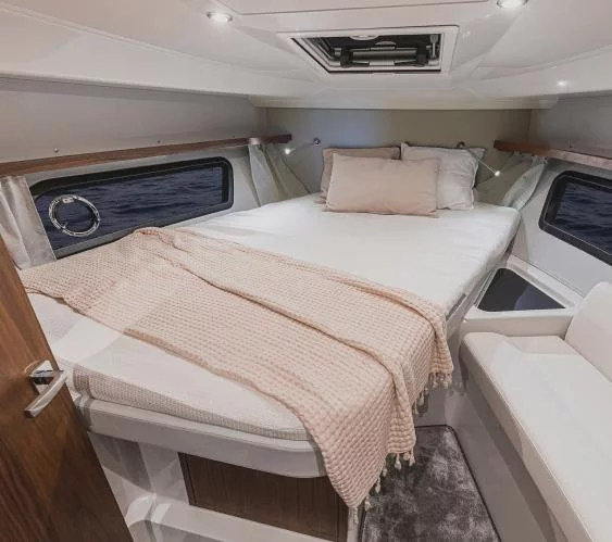 Grandezza 34 OC (OHANA) main cabin - 37
