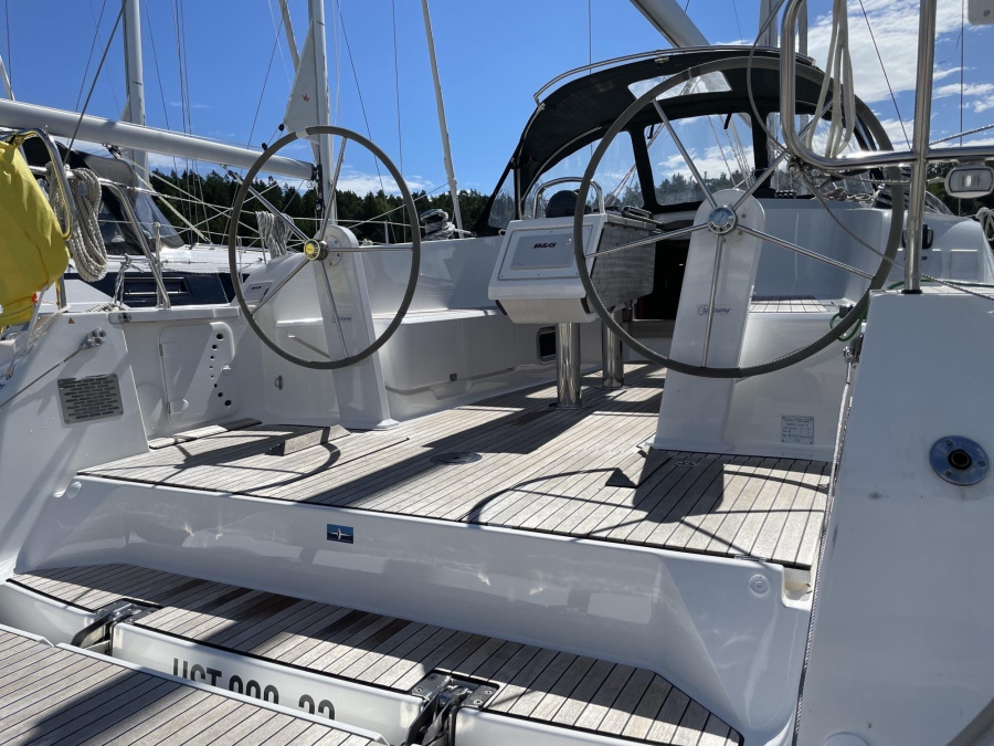 Bavaria Cruiser 41 — photo 8