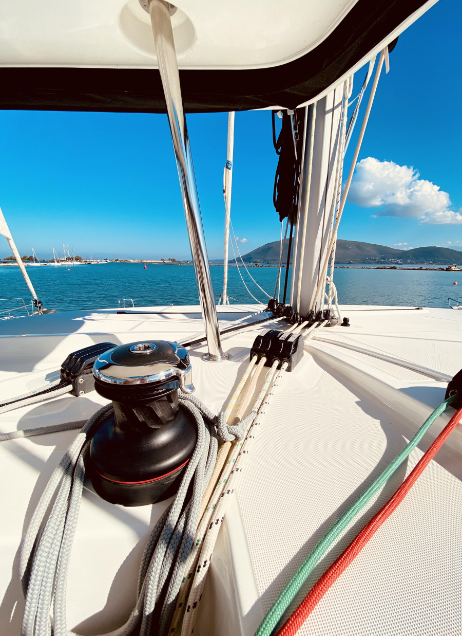 Lagoon 42 — photo 10