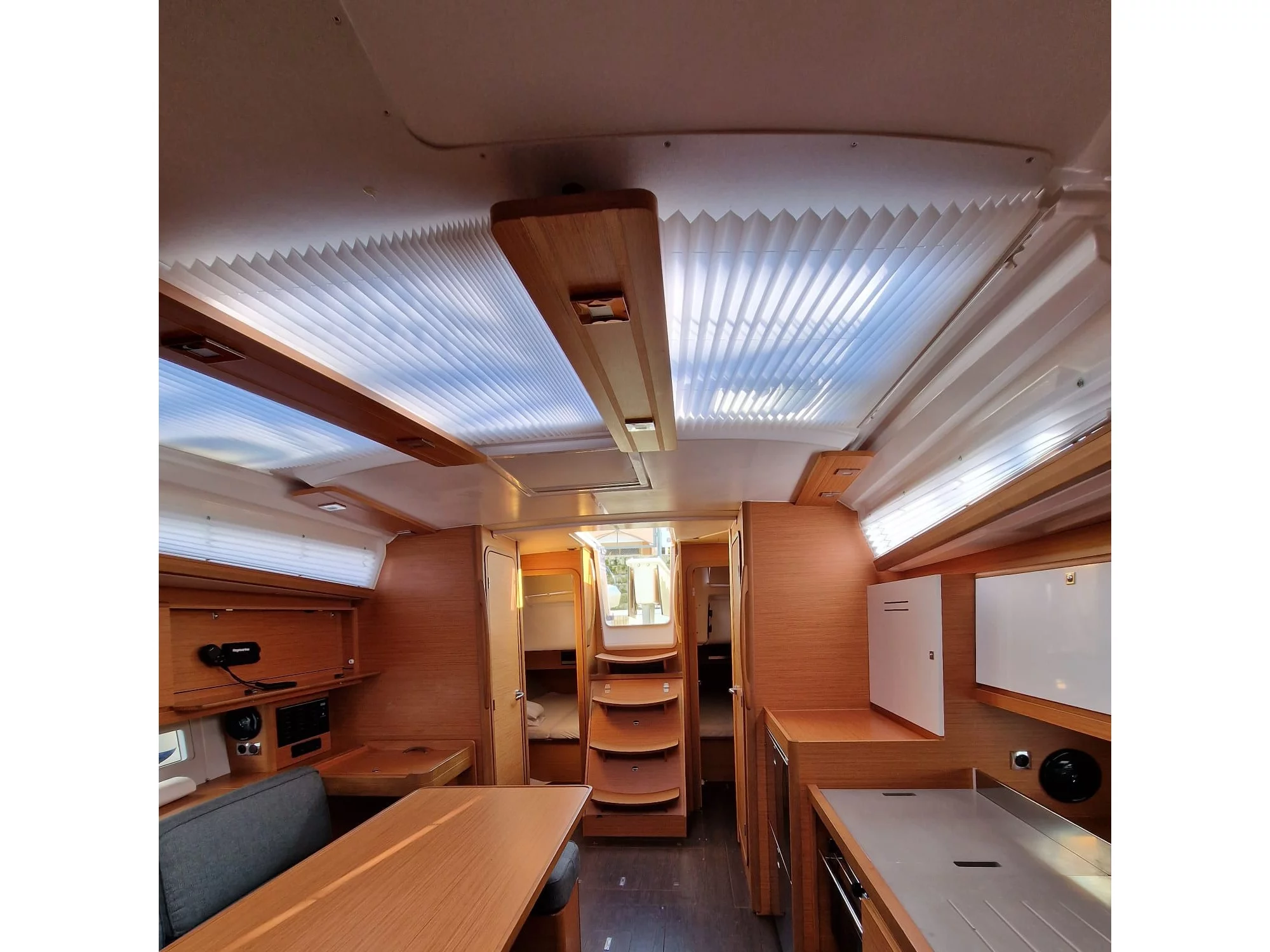 Dufour 390 Grand Large (Palmarola) Interior image - 2