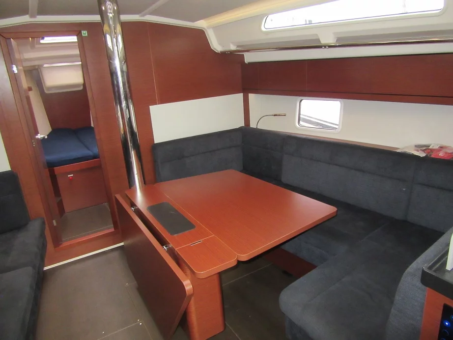 Hanse 418 (TWENTY) Interior image - 1
