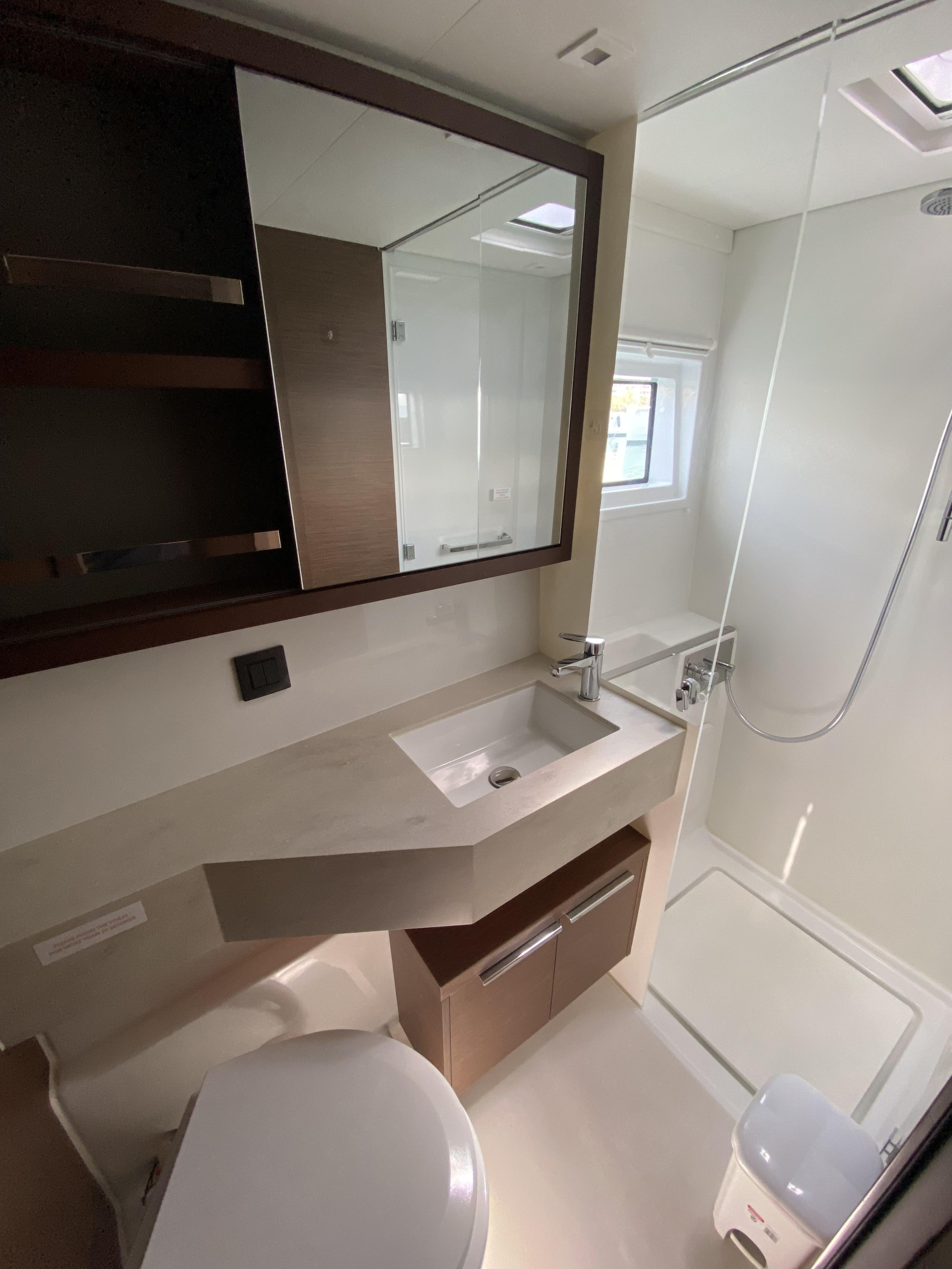 Lagoon 46 — photo 14