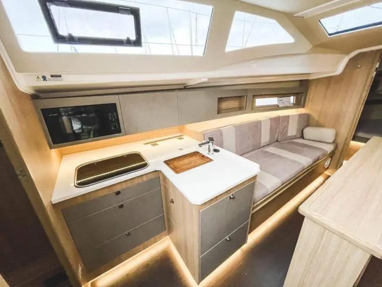 Maxus 34 — photo 19