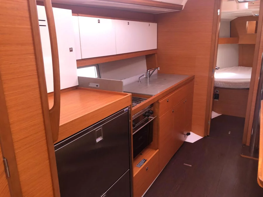 Dufour 390 Grand Large (Arya) Interior image - 17