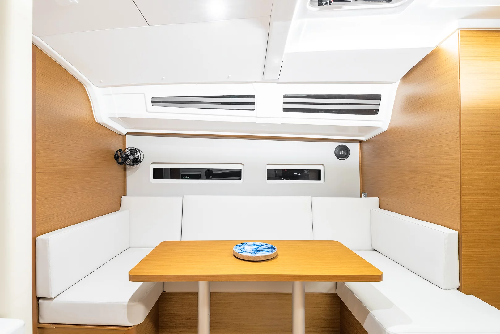 Sun Odyssey 410 (Irene)  - 11