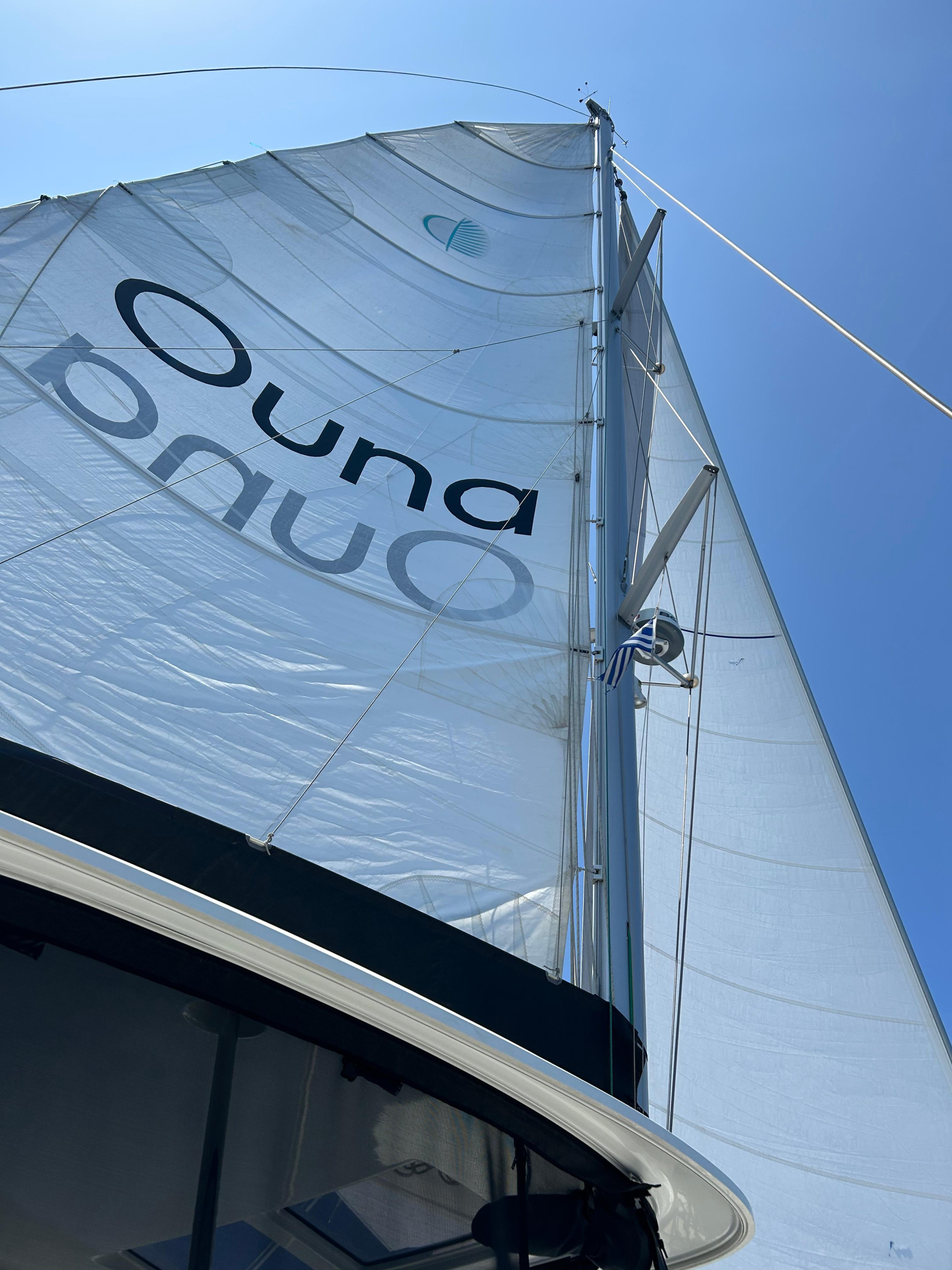 Photo #2 - Lagoon 46 (Ouna) in Paros - 20753