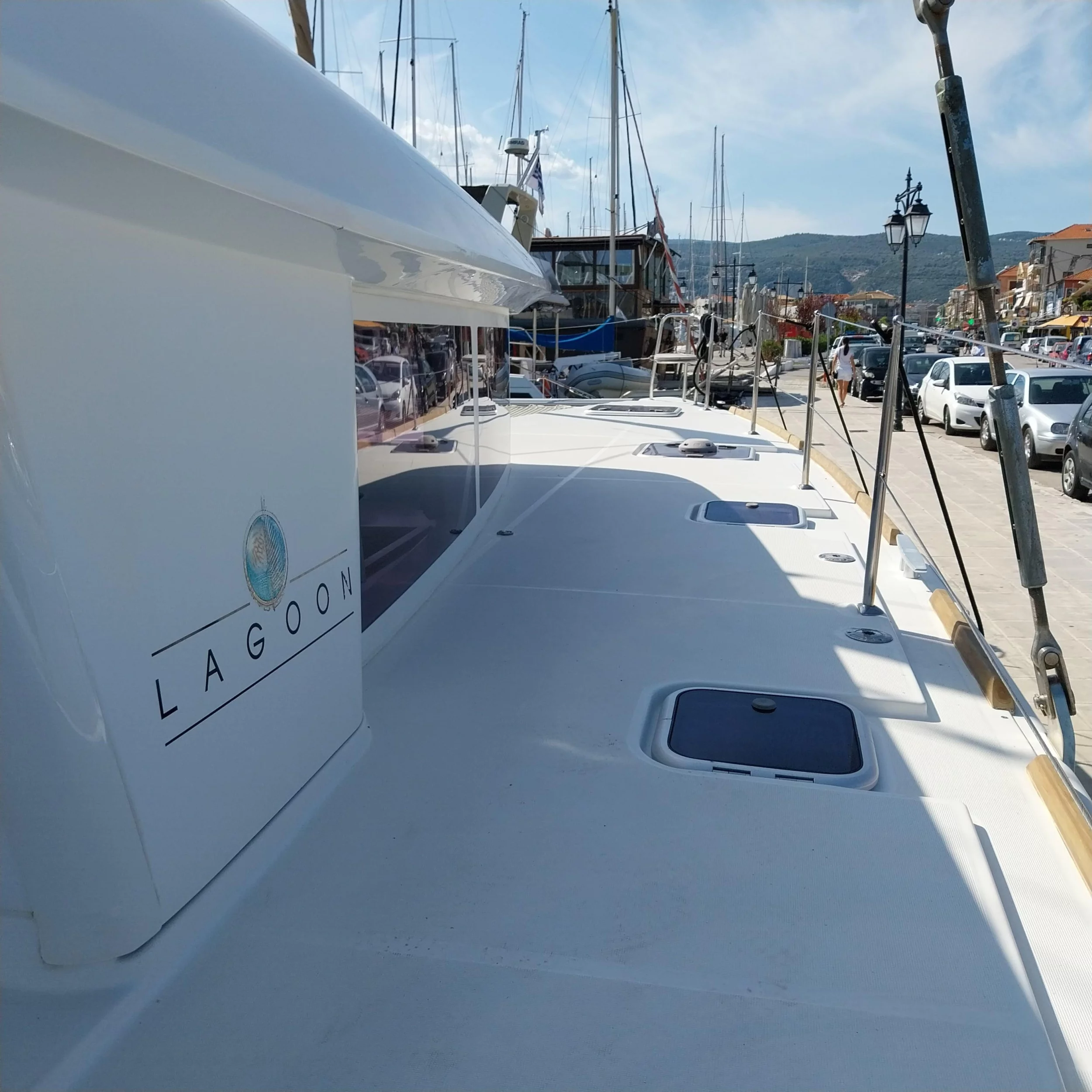 Lagoon 400 S2 (Footprints)  - 17