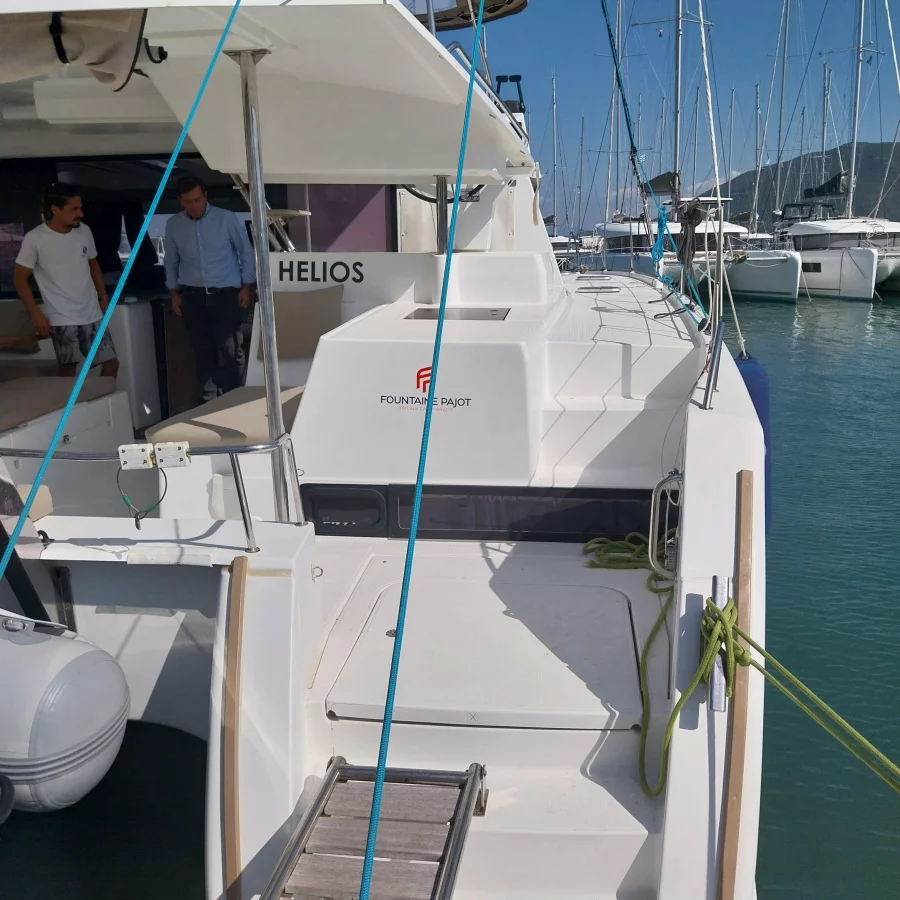 HELIA 44 (LUCKY LUCAS)  - 30