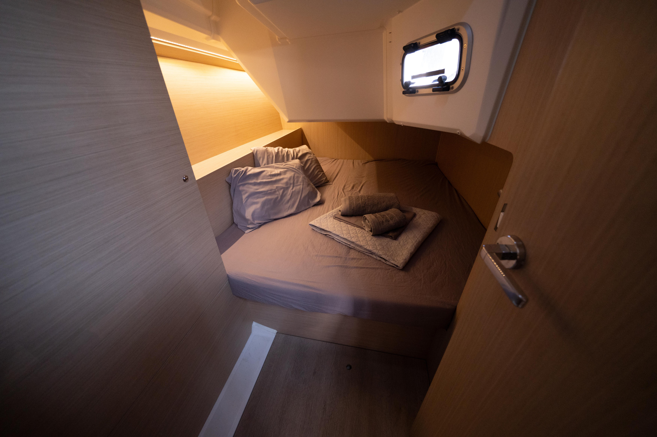 Oceanis 37.1 — photo 12