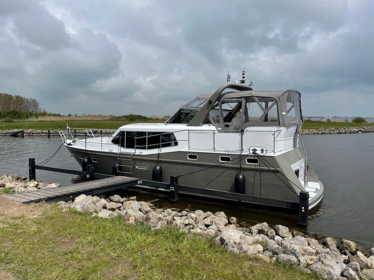 Nowee Novi 42 (Orion)  - 17