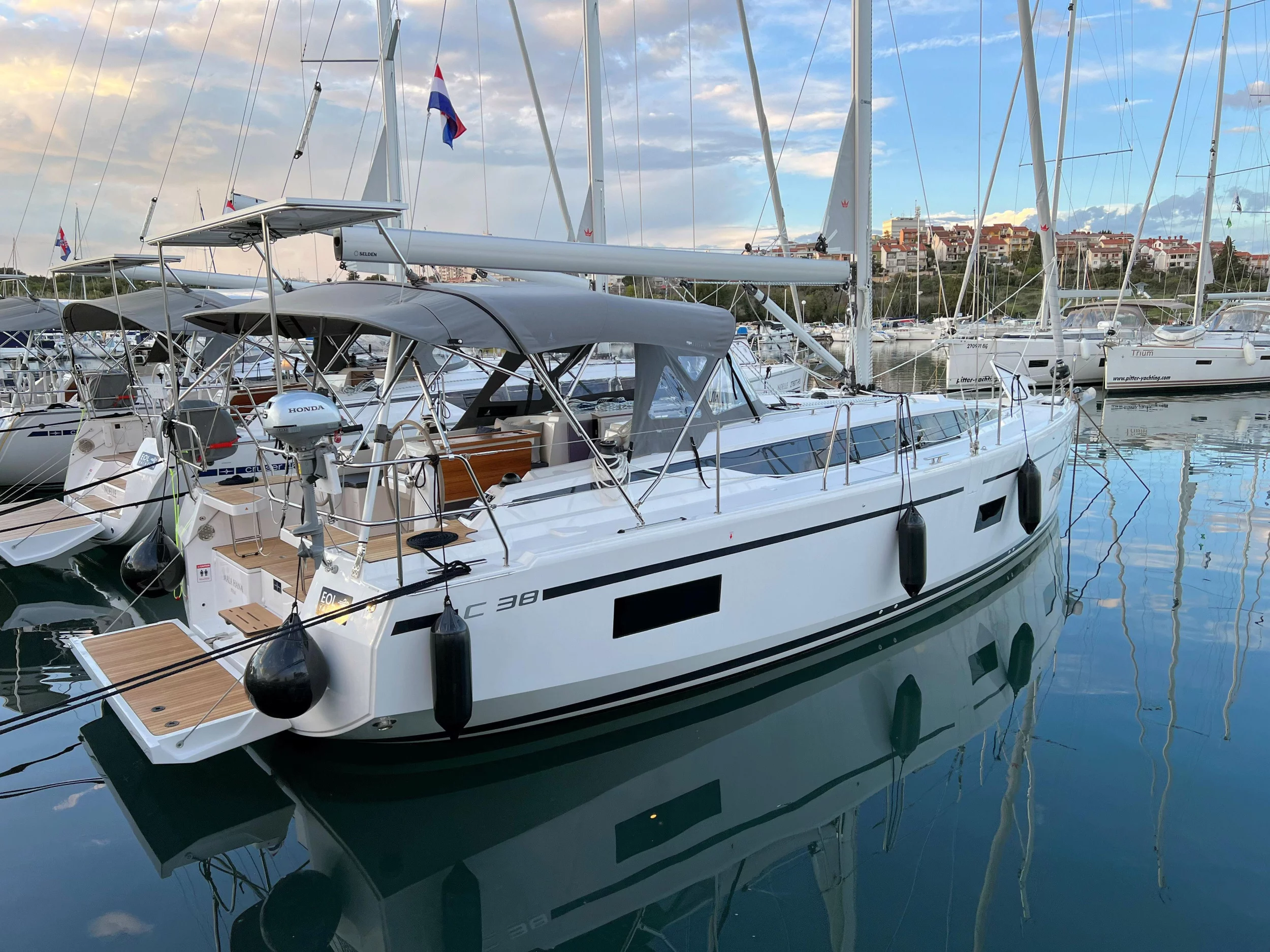 Bavaria C38 (Mala Hana)  - 15
