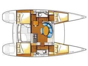Lagoon 380 — photo 15