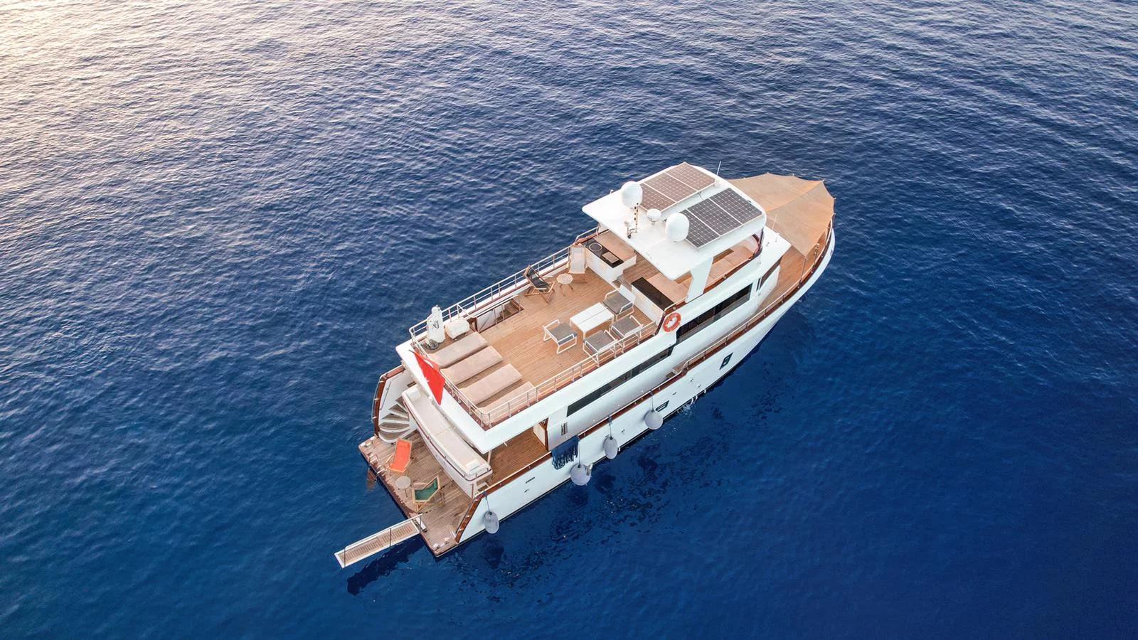 Custom built Motoryacht (Ruzanna 1)  - 13