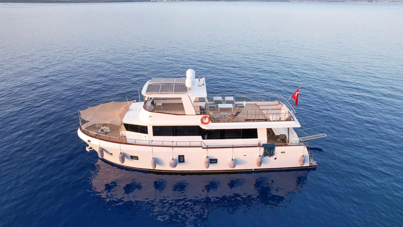 Custom built Motoryacht (Ruzanna 1)  - 8