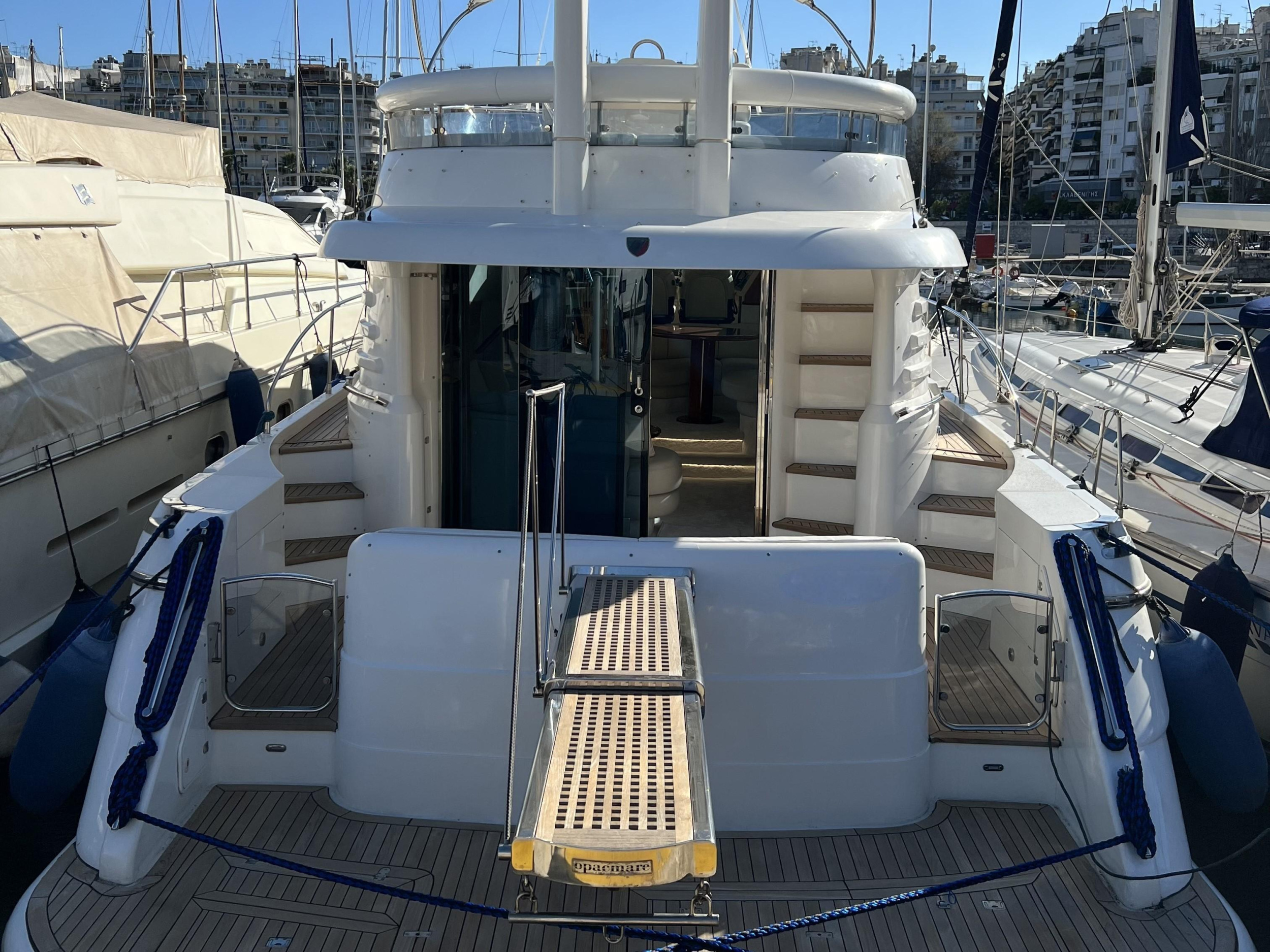 Photo #2 - Fairline Squadron 52 (Bliss) in Athens - 20876