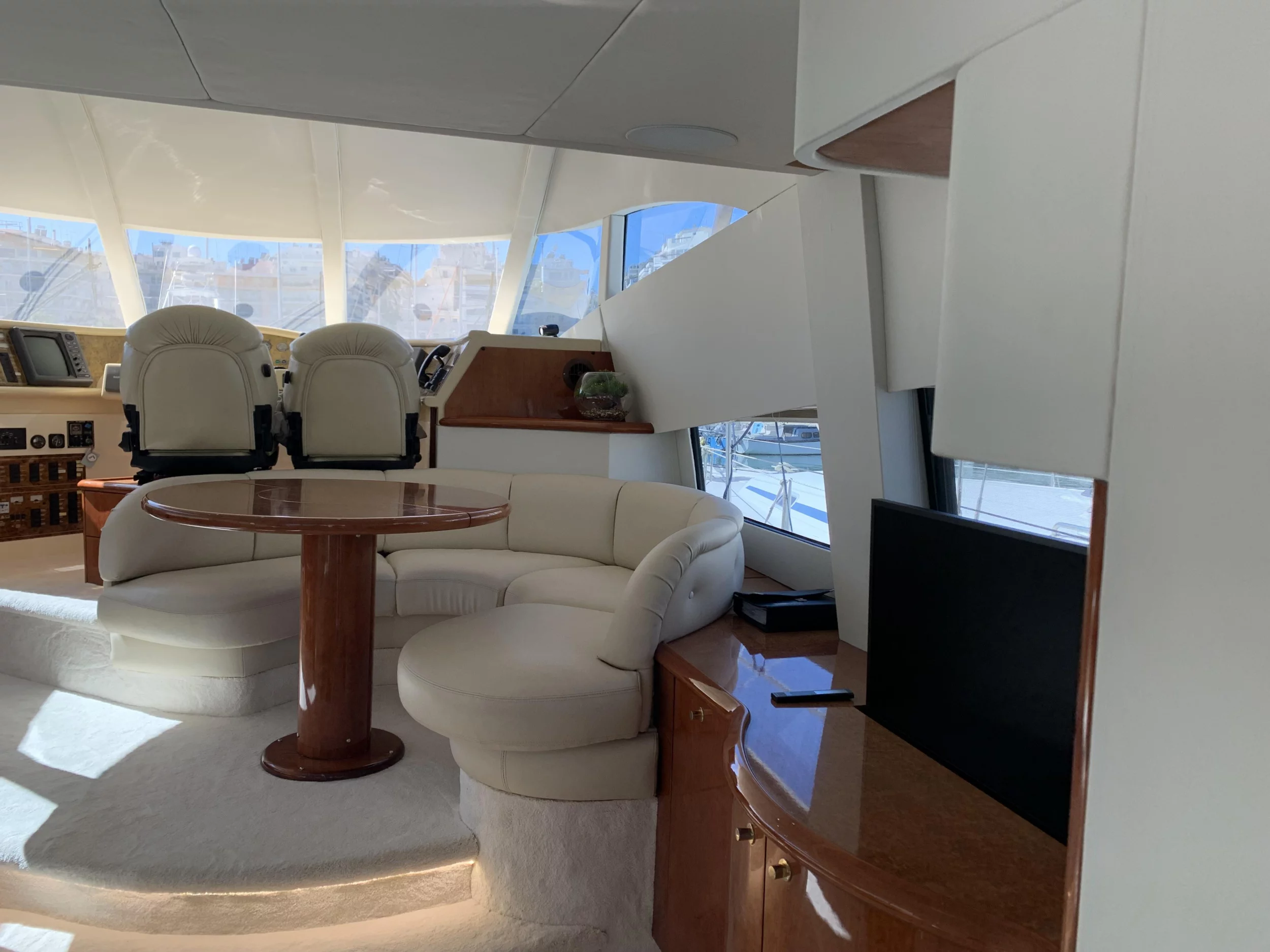Fairline Squadron 52 (Bliss)  - 19