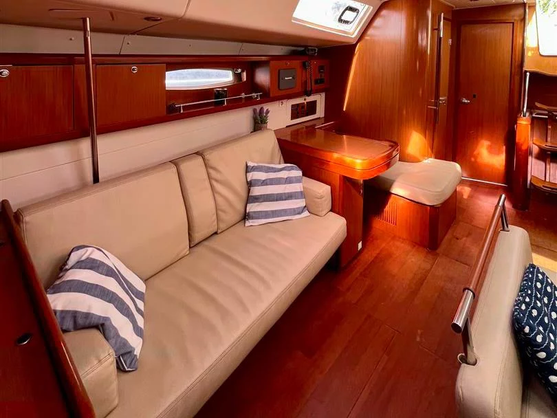 Oceanis 54 (Maistra) Interior image - 24