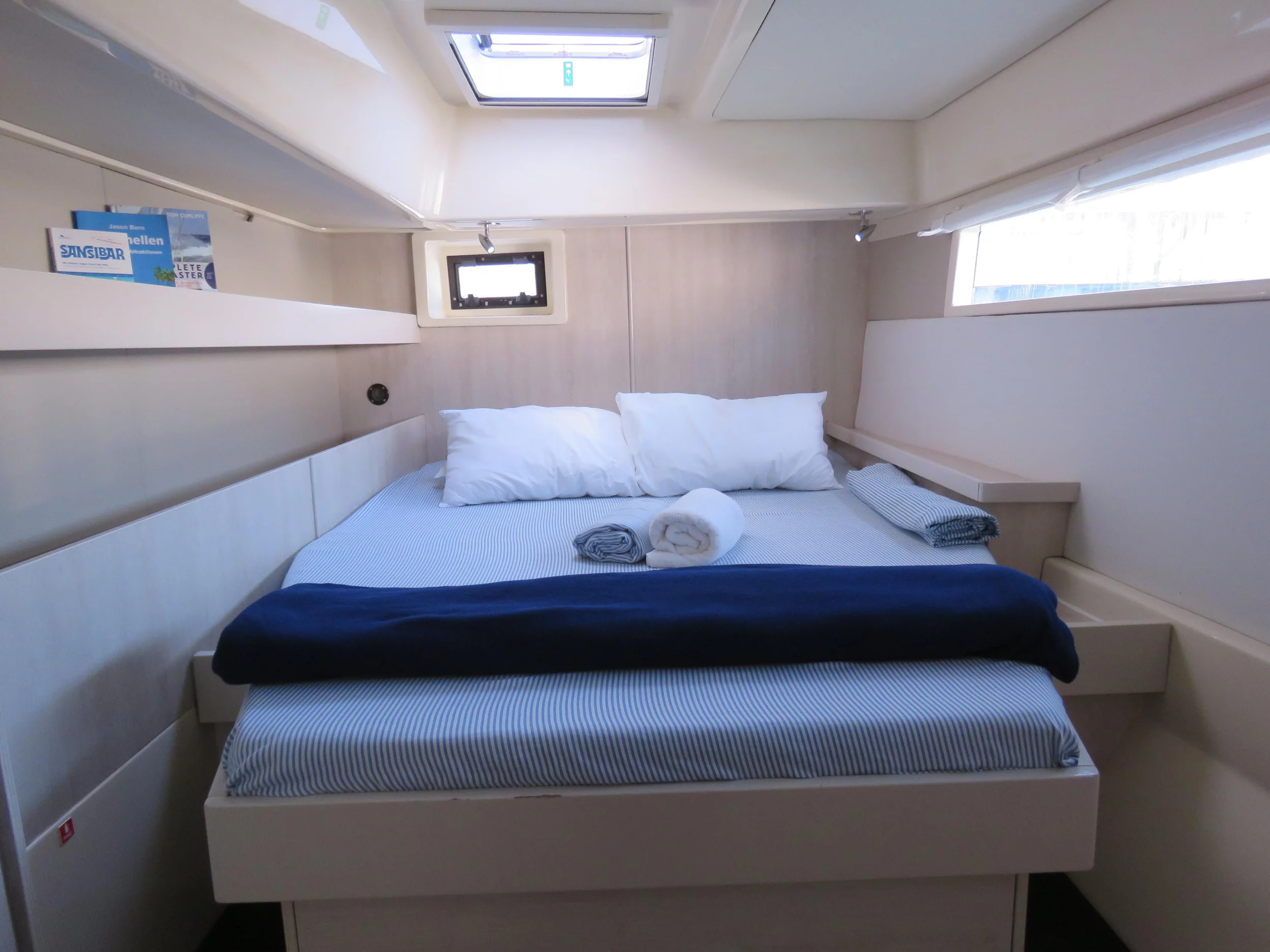 Leopard 48 (JAUDANIC III) Interior image - 43
