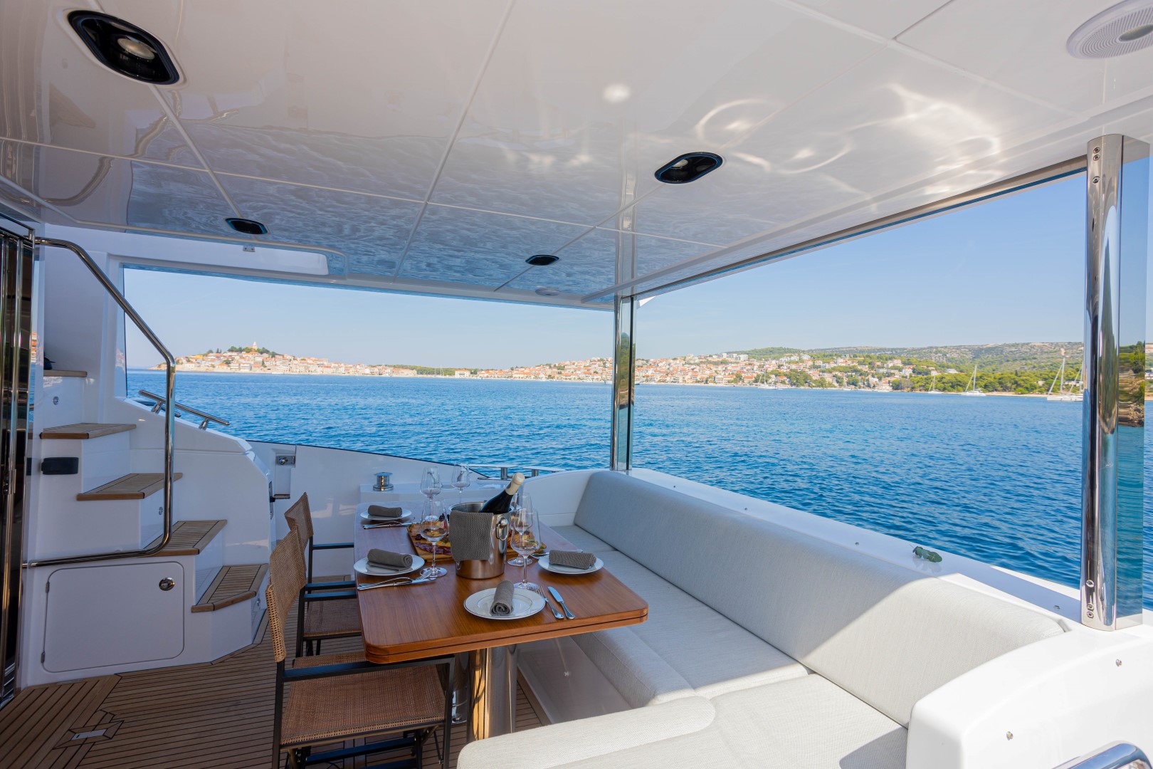 Photo #2 - Azimut 60 (GENESIS) en Primosten - 20909