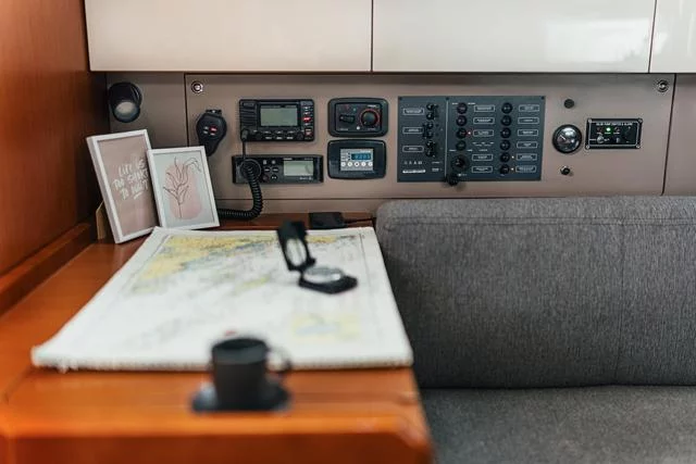 Oceanis 38 (HAPPY)  - 30