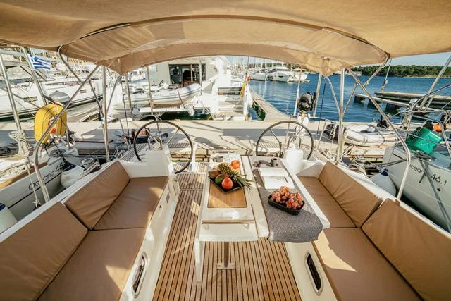 Oceanis 38 (HAPPY)  - 22