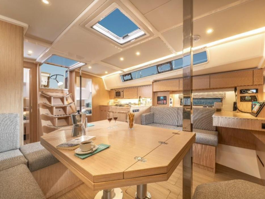 Interior image - 1