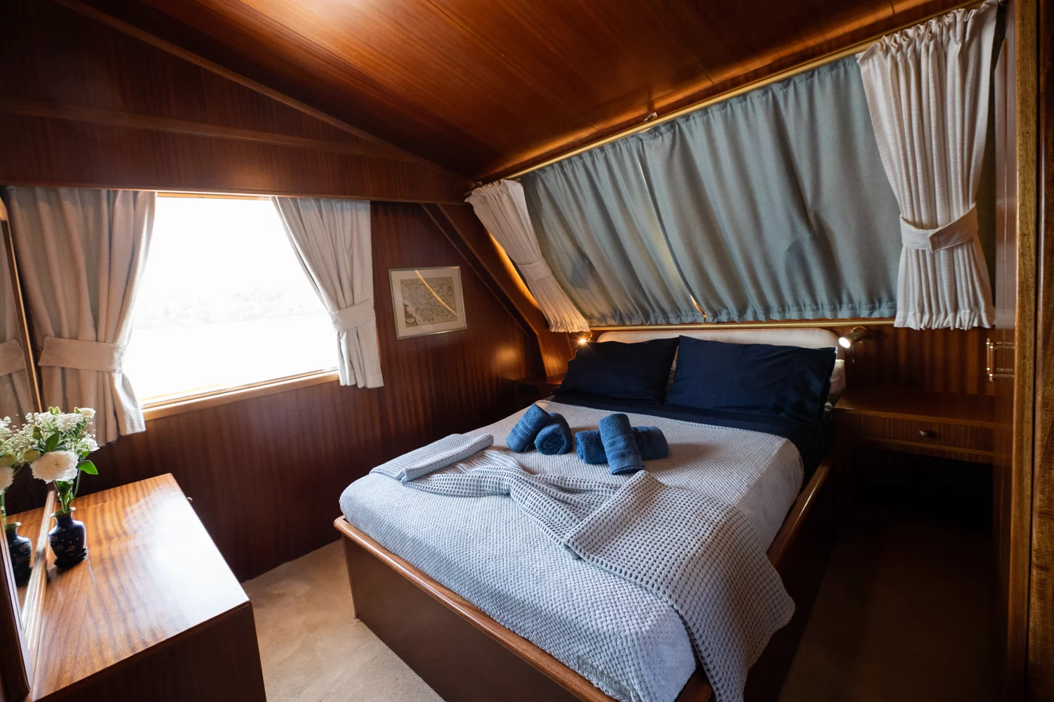 Perama Shipyards 102 (Elena)  - 16