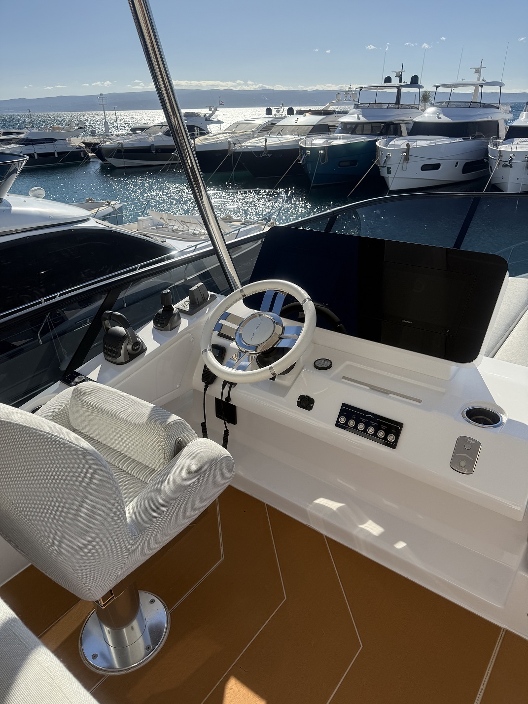 Azimut 53 Fly — photo 14