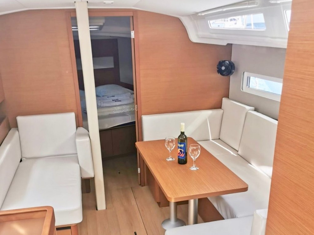 Photo #3 - Sun Odyssey 410 (HAWKING) en Sibenik - 14306