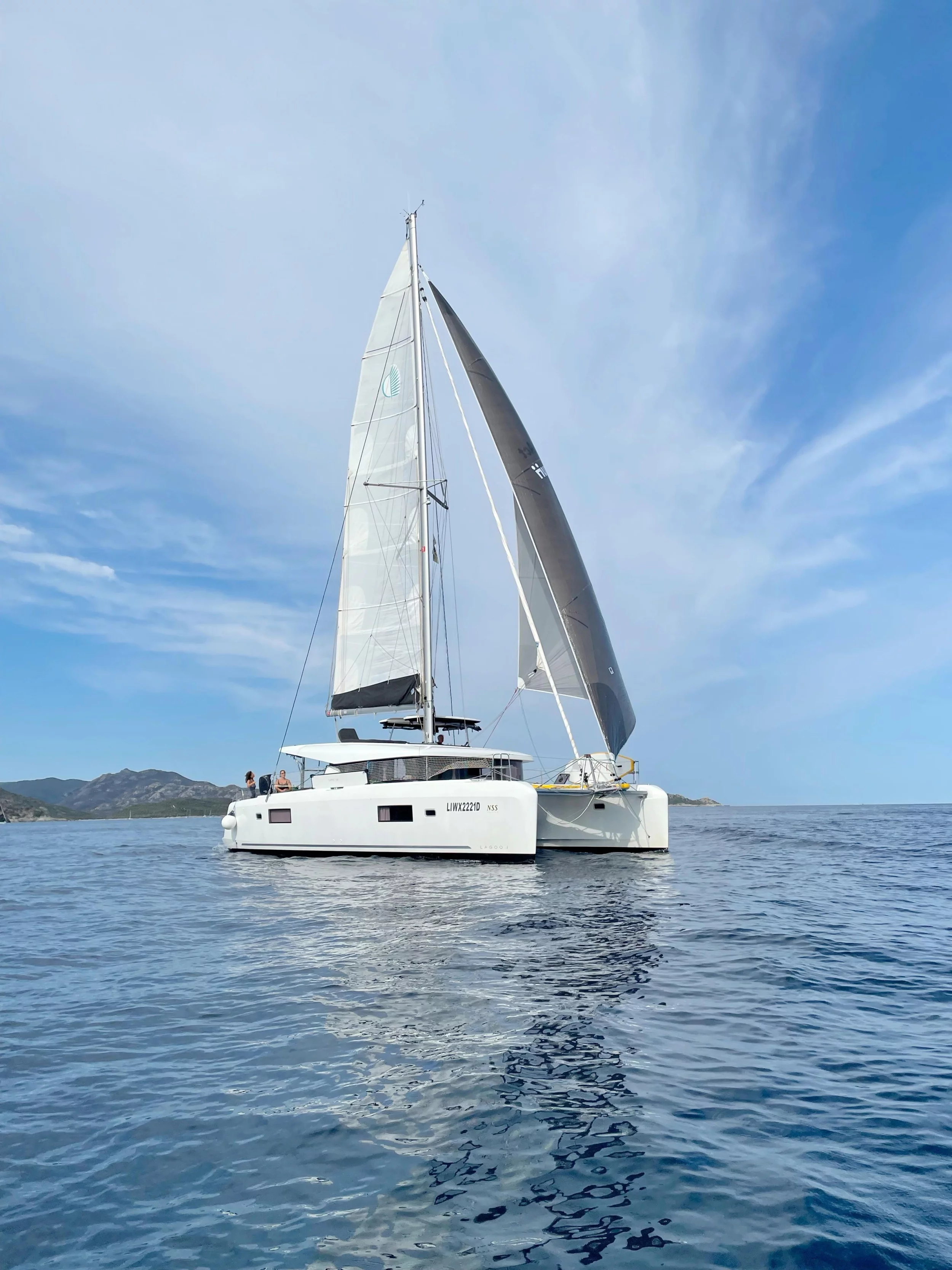 Lagoon 42 (Maisha)  - 3