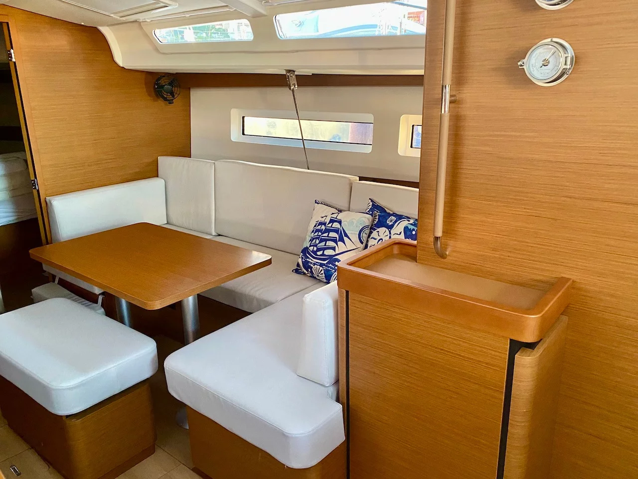 Sun Odyssey 440 (SALVA) Interior image - 1