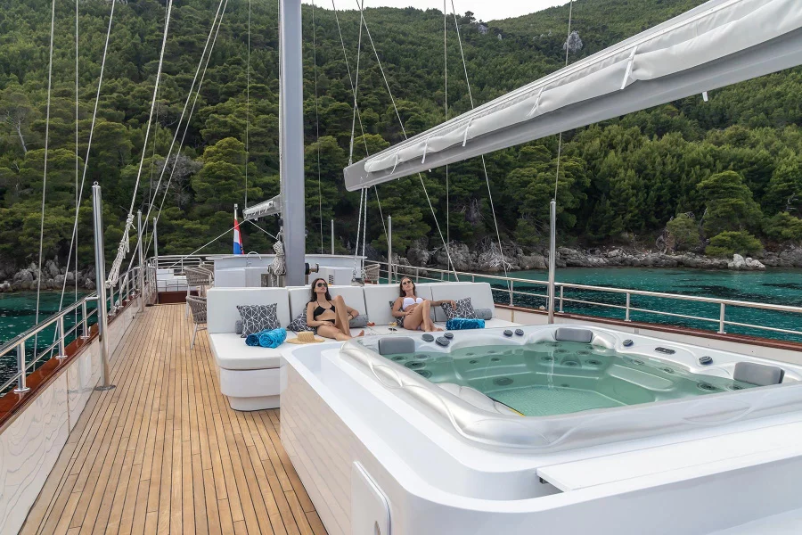 Motoryacht Nocturno (Nocturno)  - 18