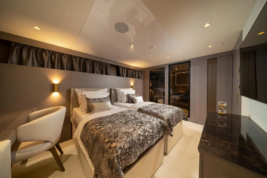 Motoryacht Nocturno (Nocturno)  - 7