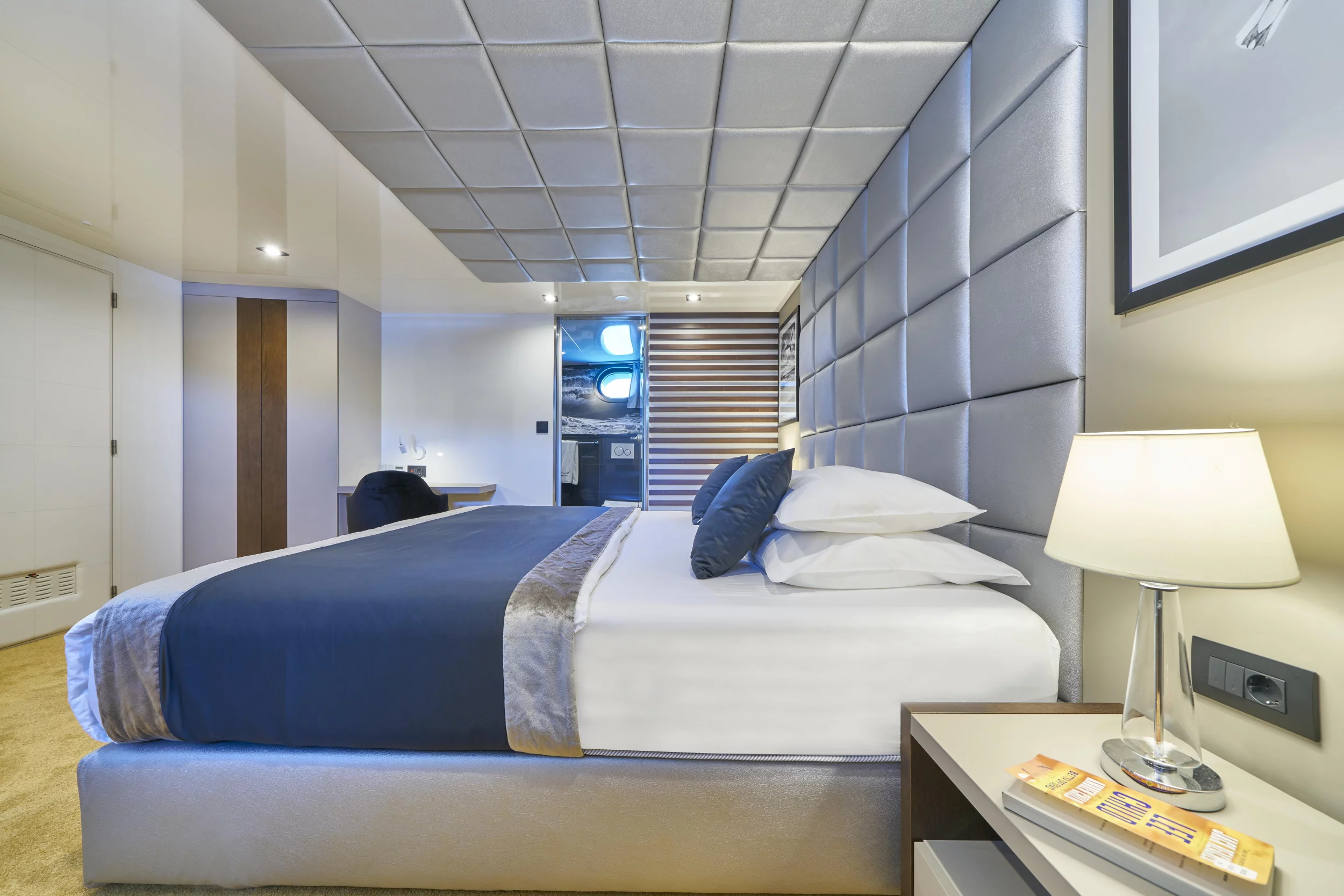 Luxury Sailing Yacht Rara Avis (Rara Avis)  - 22