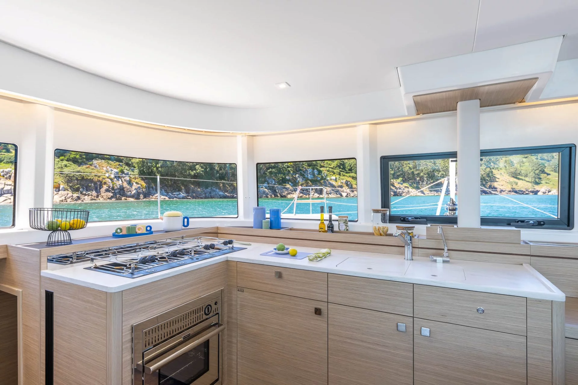 Lagoon 43 (WHITE PEARL)  - 11