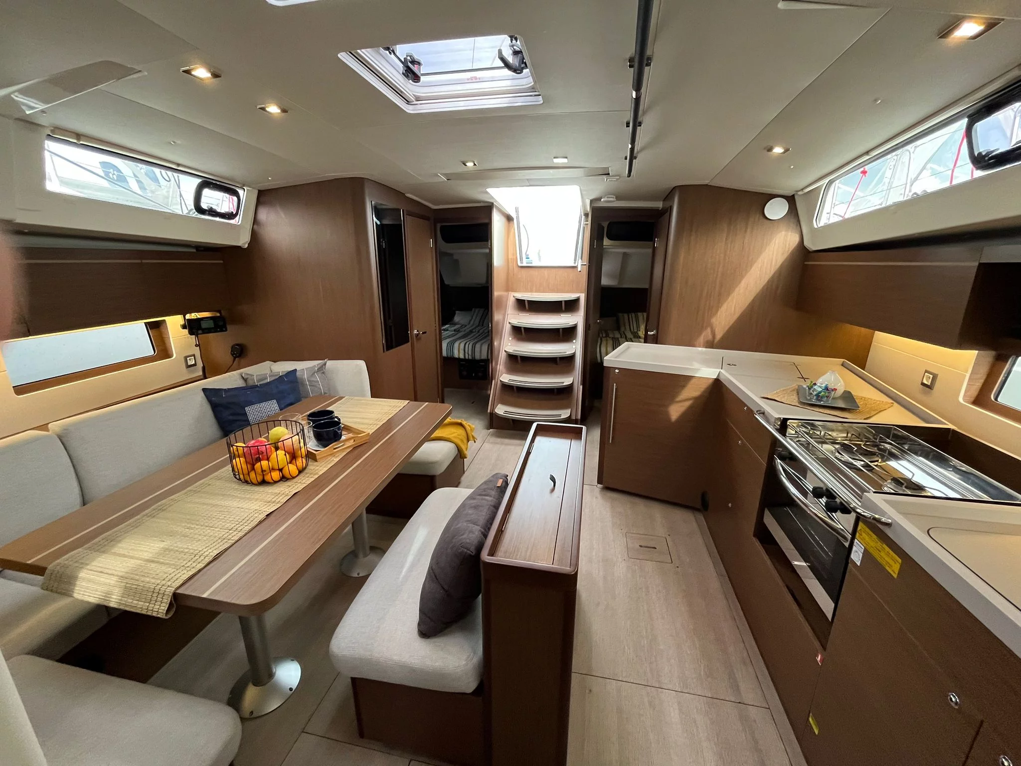 Oceanis 46.1 - 5 cab (BUMBLEBEE)  - 16