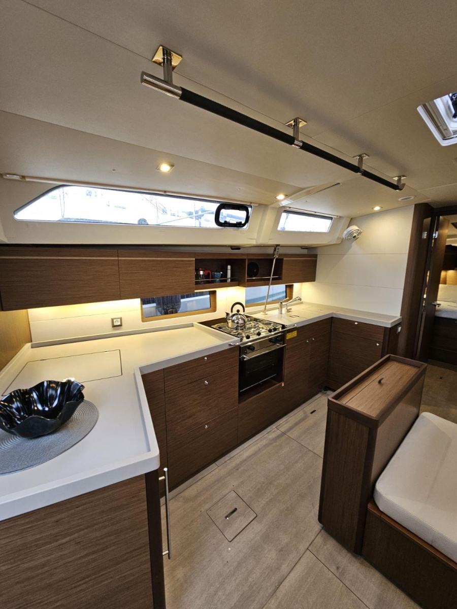 Oceanis 46.1 — photo 4