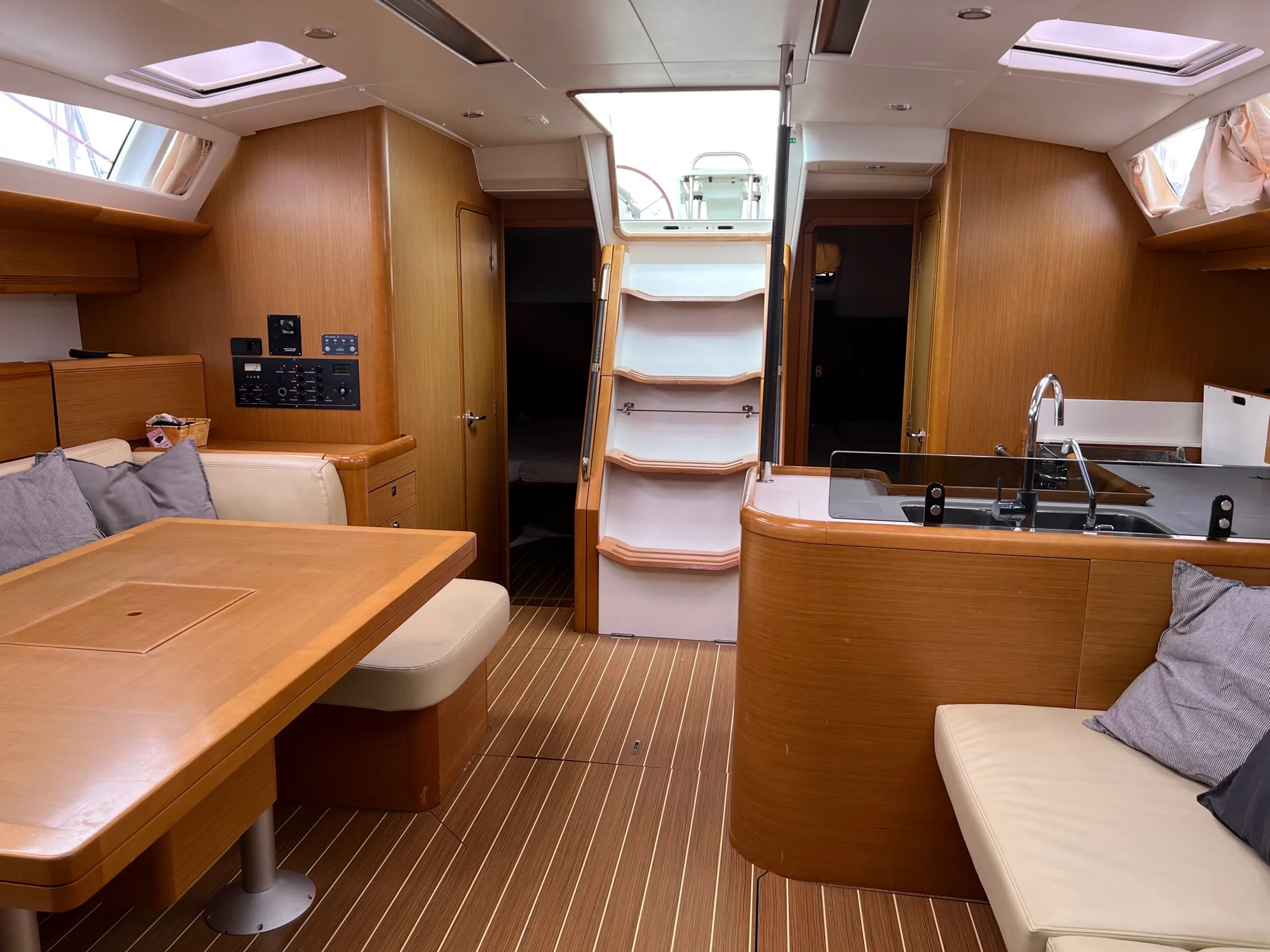 Jeanneau Yacht 53 (Anita)  - 4