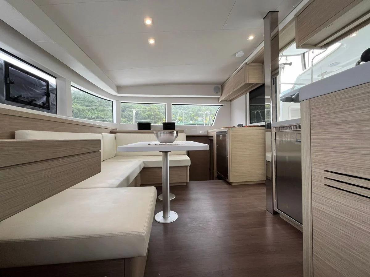 Lagoon 40 (BALACOBACO) Interior image - 8