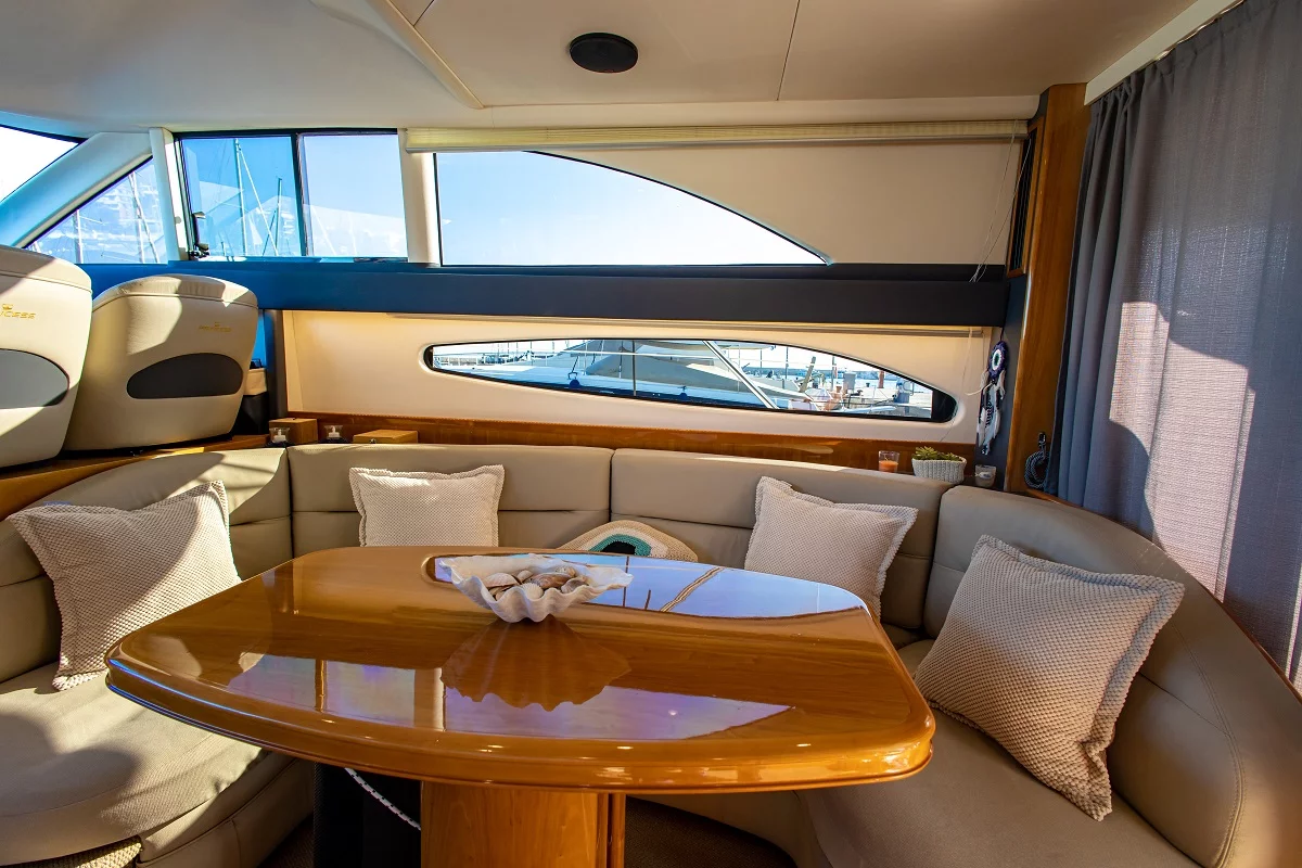 Princess 45 (Carina)  - 11