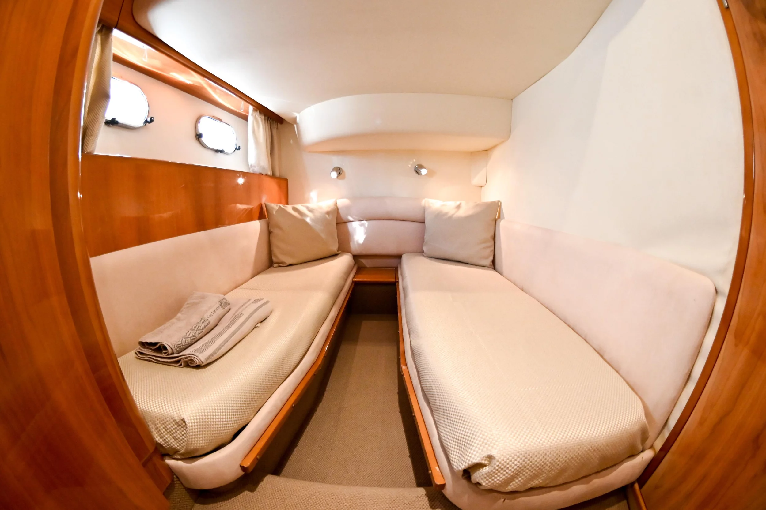 Princess 45 (Carina)  - 33