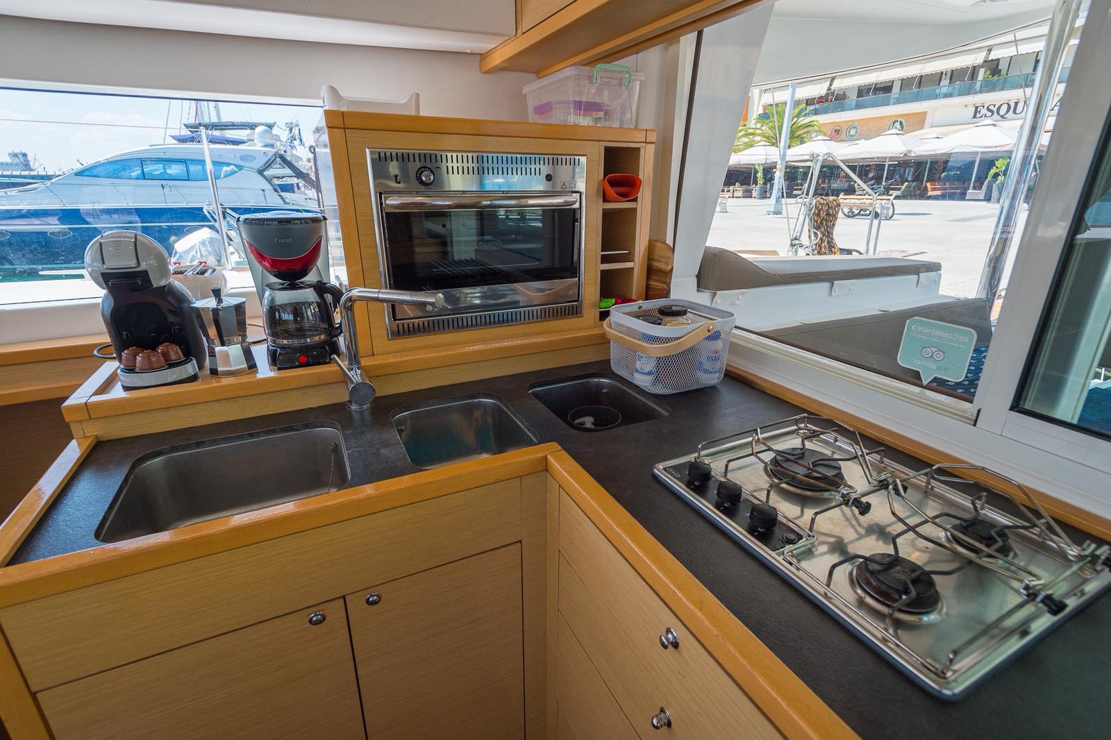 Lagoon 400 S2 — photo 37