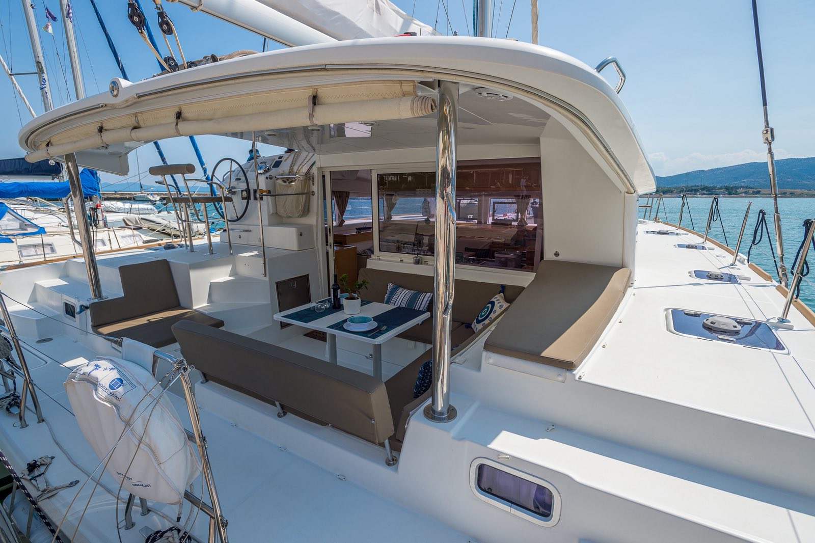 Lagoon 400 S2 — photo 6