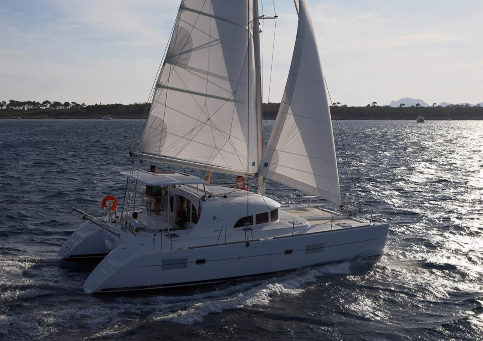 Lagoon 380 Owner (Miko)  - 11