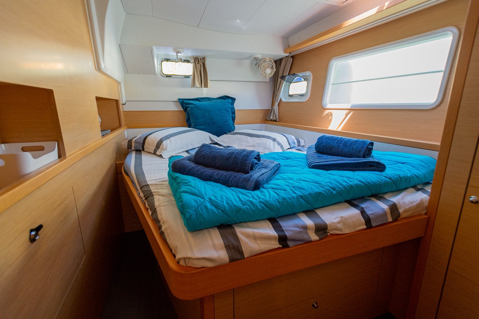 Lagoon 400 S2 — photo 36