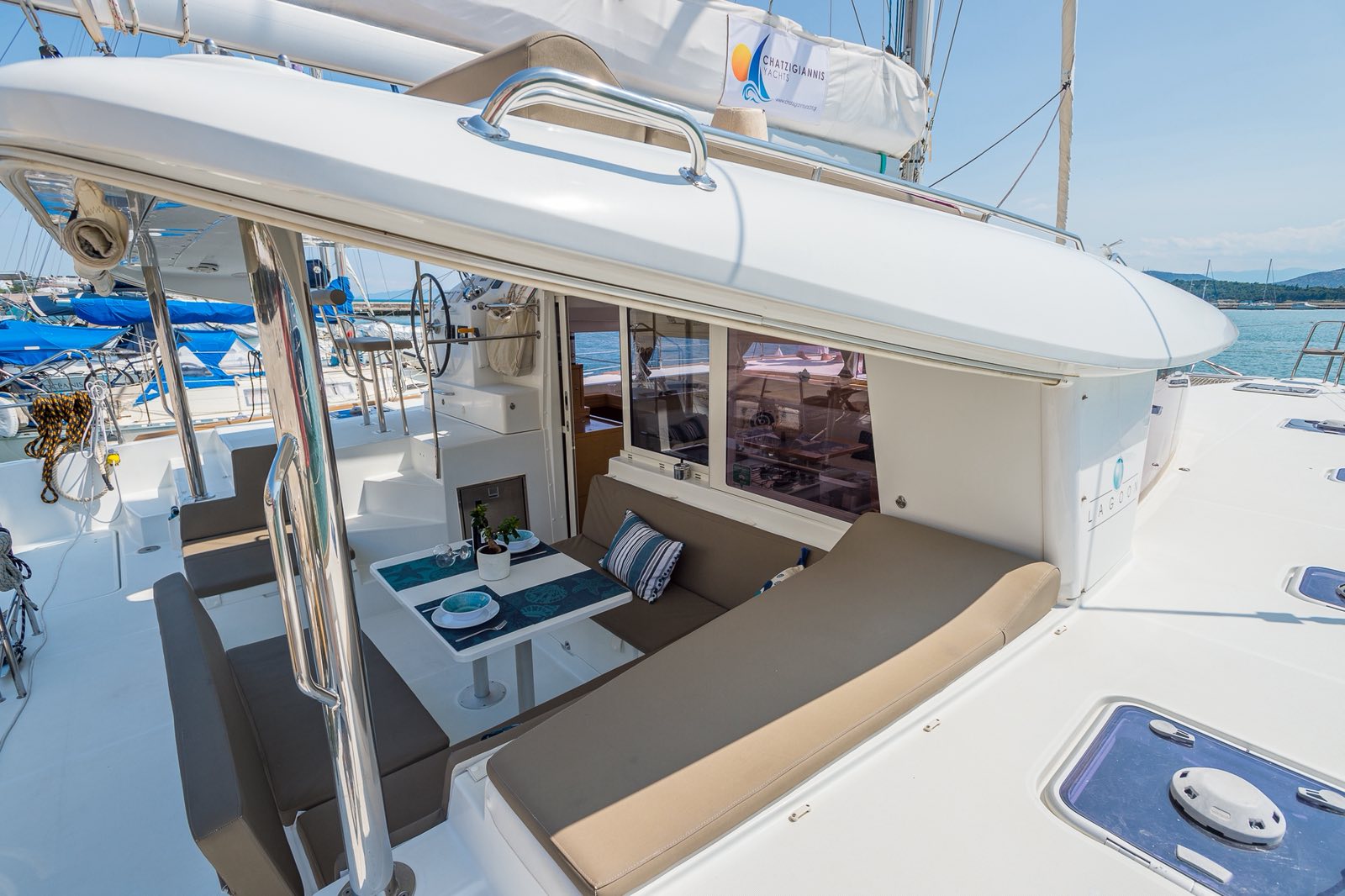 Lagoon 400 S2 — photo 11