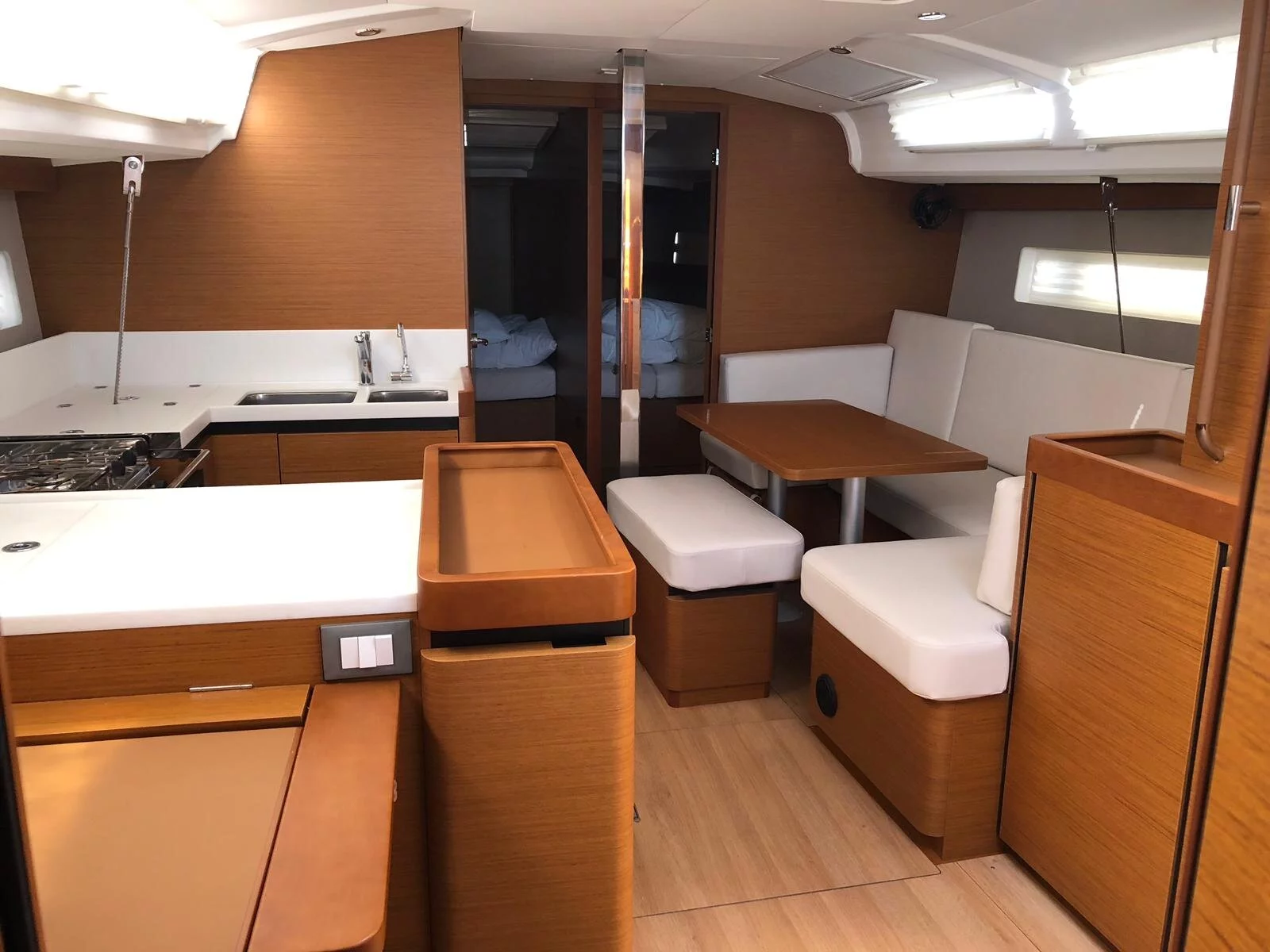 Sun Odyssey 440 (Obi Wan Kenobi) Interior image - 3