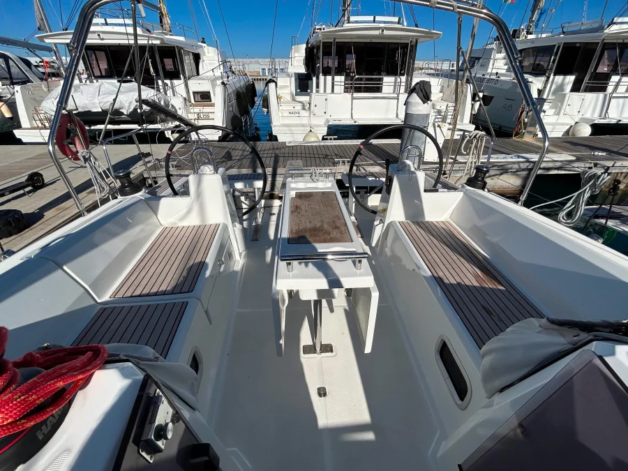 Oceanis 35.1 (Altamarea)  - 1